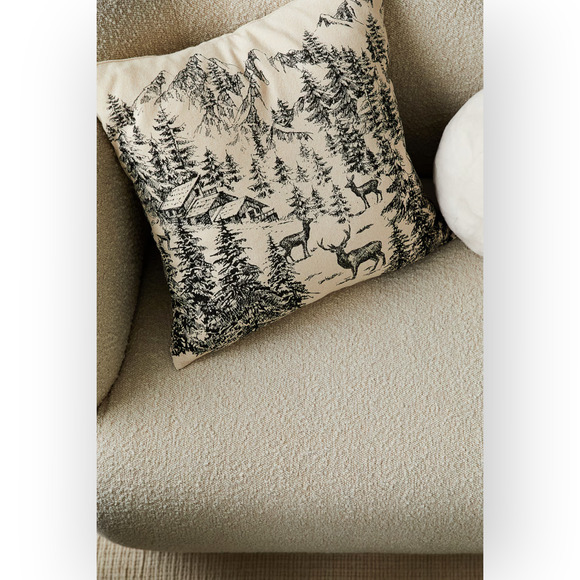 H&M Home Printed Pillow Cover 20x20 Winter Cabin Toile Deer Mountain Ski Snow - Picture 4 of 12